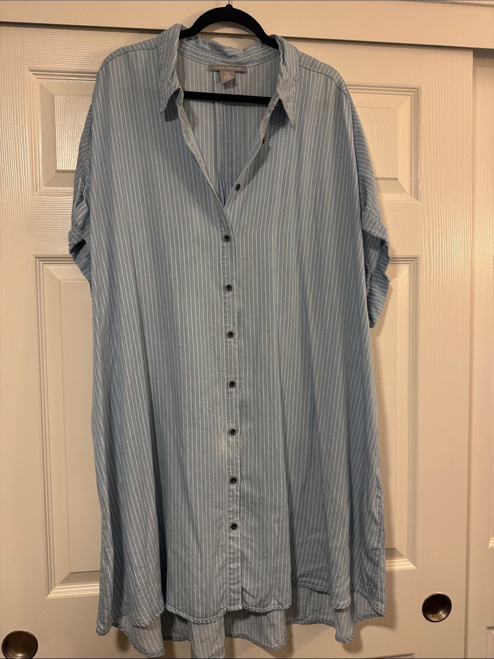 Lucky Brand Light Weight Denim Pinstripe Women’s Button-Up Shirt